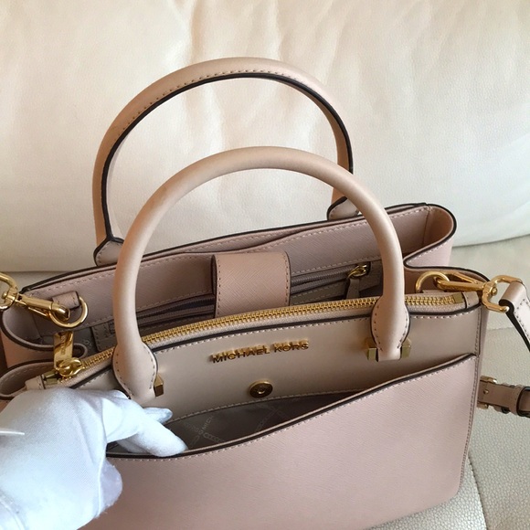 NWOT Michael Kors Large Satchel Crossbody Bag Saffiano Leather Blossom 12” X 10” - Picture 10 of 12